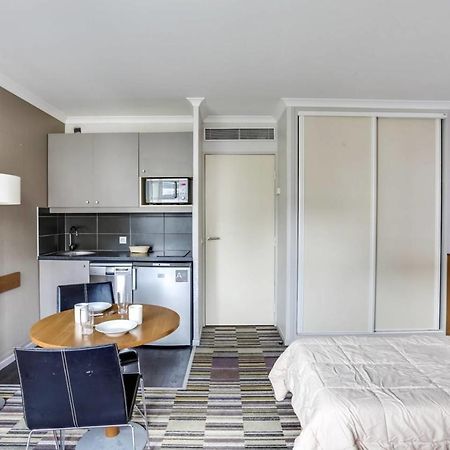 Guestready - Studio Cosy Pres Du Metro Issy-les-Moulineaux Eksteriør billede