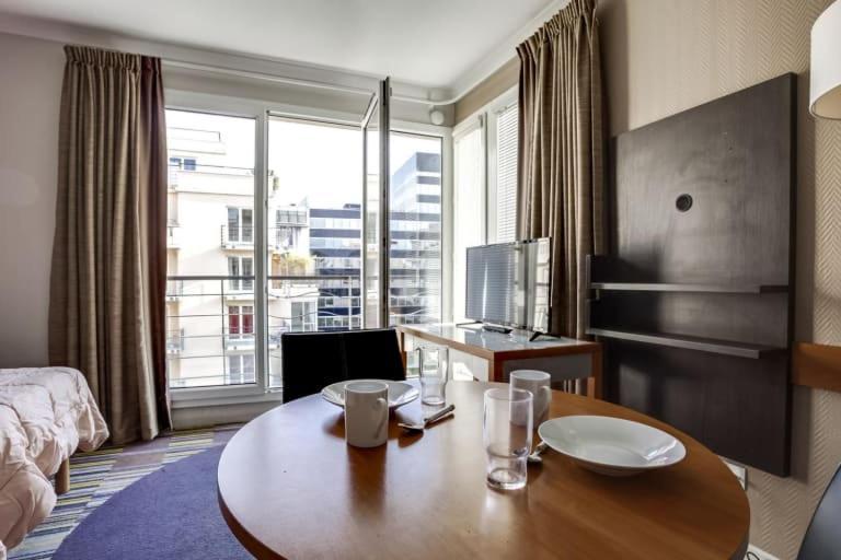 Guestready - Studio Cosy Pres Du Metro Issy-les-Moulineaux Eksteriør billede