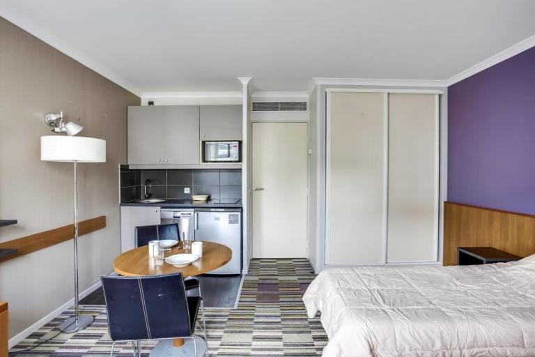Guestready - Studio Cosy Pres Du Metro Issy-les-Moulineaux Eksteriør billede