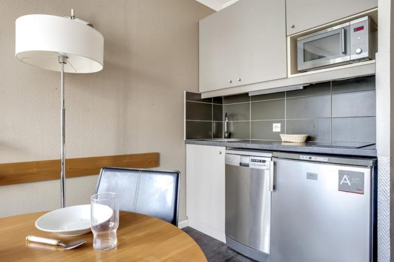 Guestready - Studio Cosy Pres Du Metro Issy-les-Moulineaux Eksteriør billede