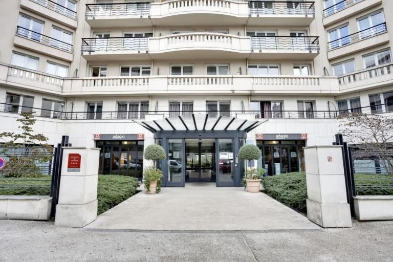 Guestready - Studio Cosy Pres Du Metro Issy-les-Moulineaux Eksteriør billede